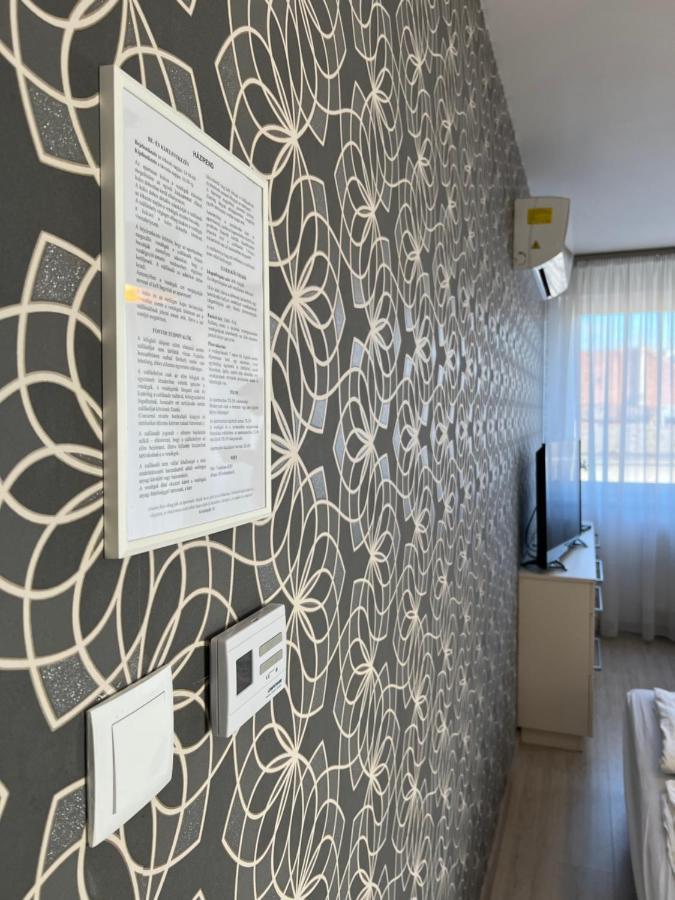 Hatvan Central Apartment Дебрецен Екстер'єр фото