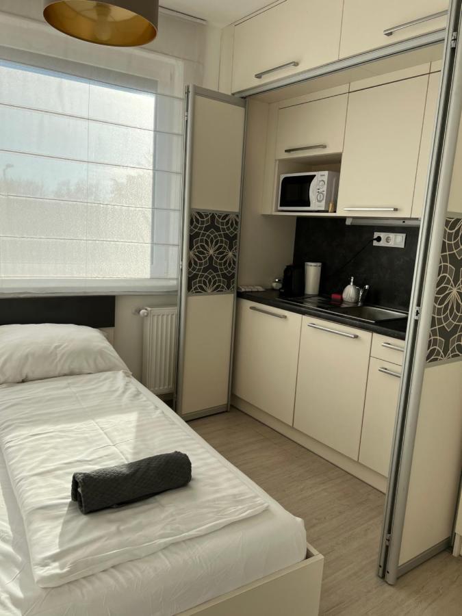 Hatvan Central Apartment Дебрецен Екстер'єр фото
